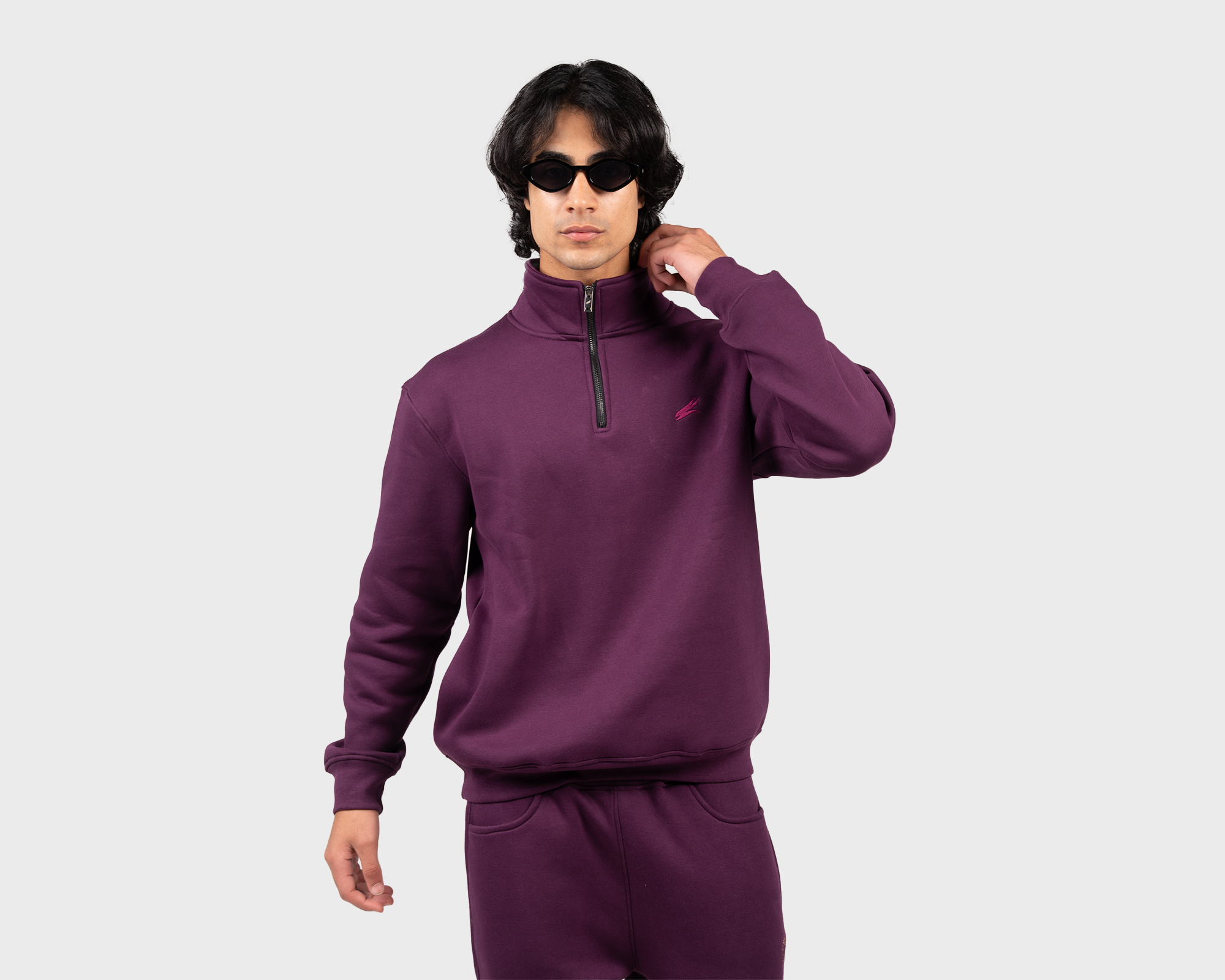 Basic Zippered Sweatshirt