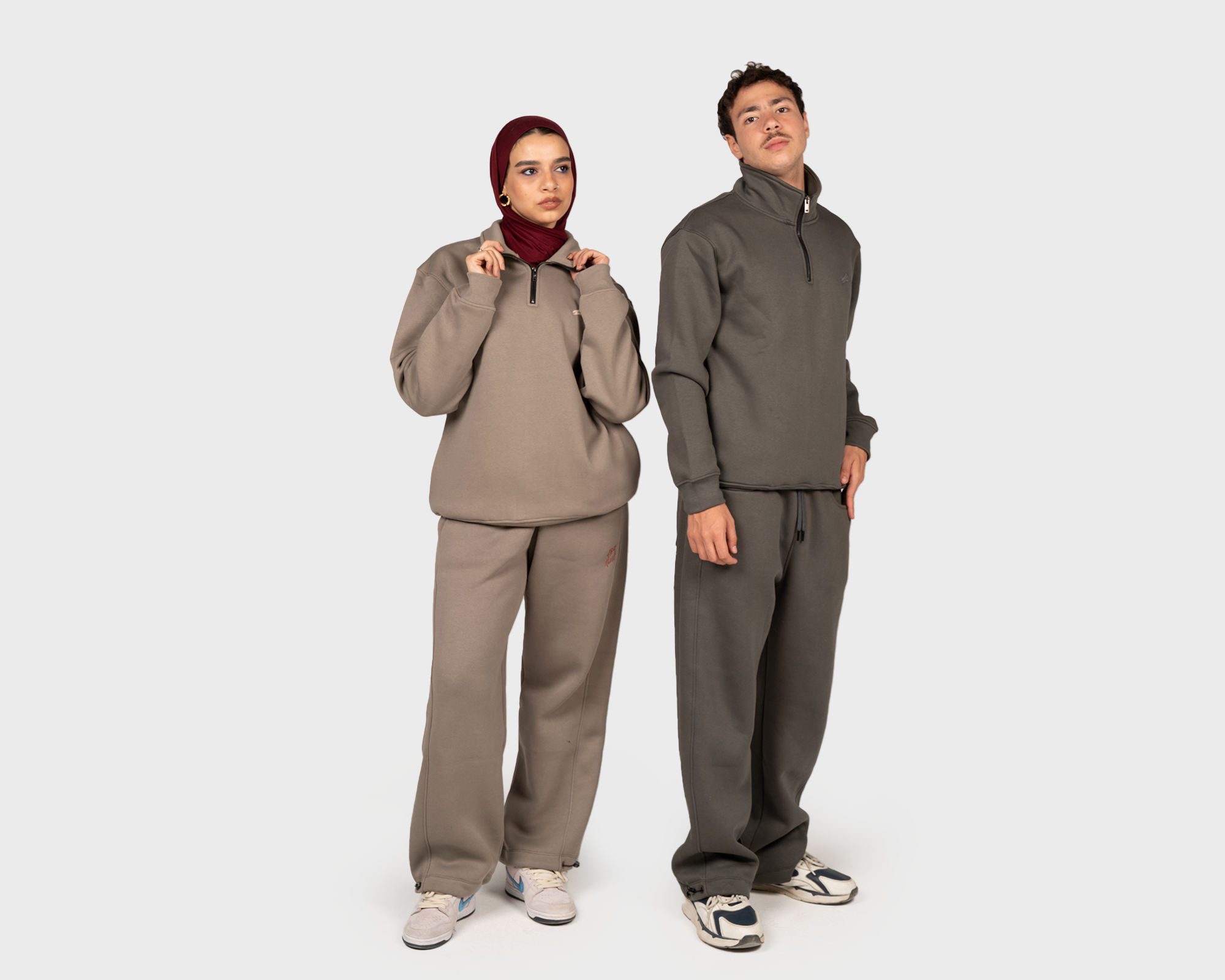 Basic Zippered Sweatshirt