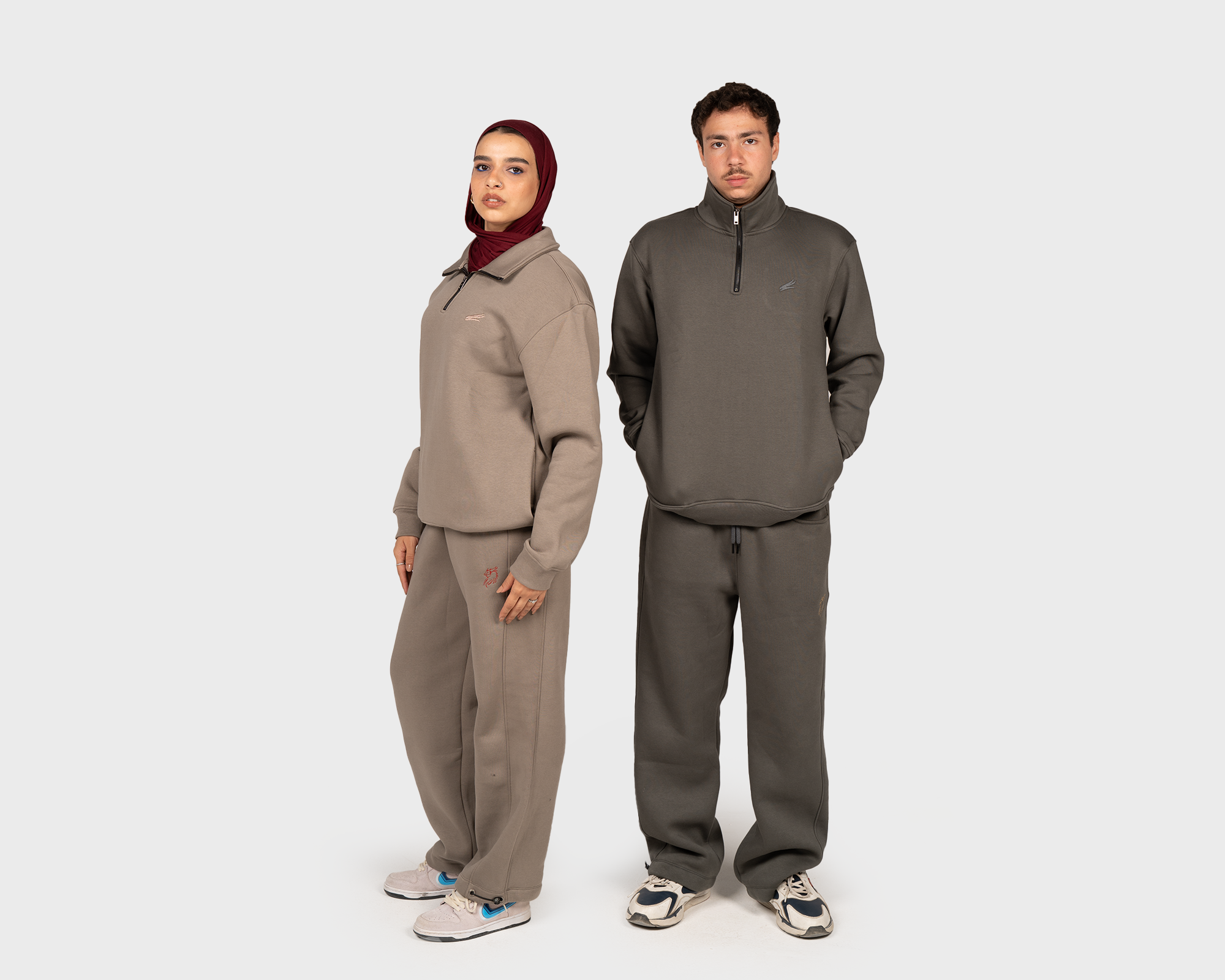 Basic Zippered Sweatshirt