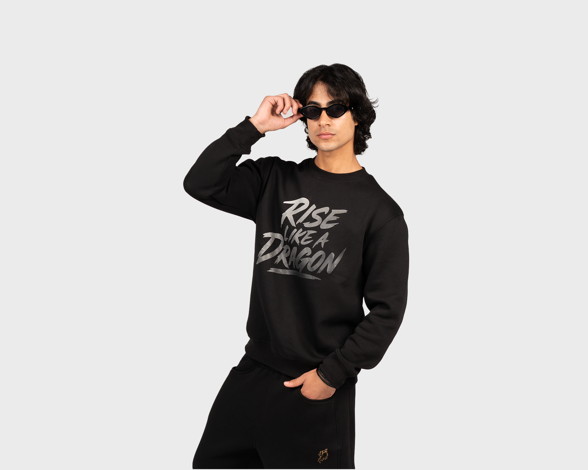 RISE LIKE A DRAGON Sweatshirt Black